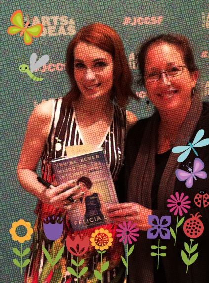 Felicia is adorable, but I didn't like the way I looked in this pic... so I decided to decorate.